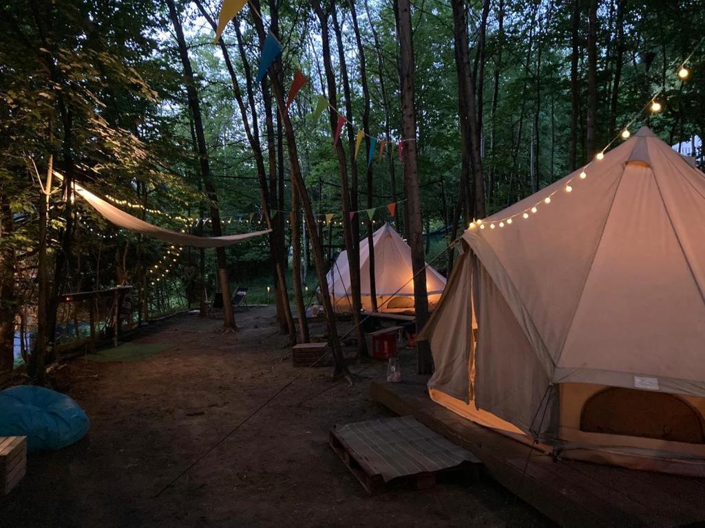 Glampspace - Szlak Beskidzki Hotel Międzybrodzie Bialskie Exterior foto